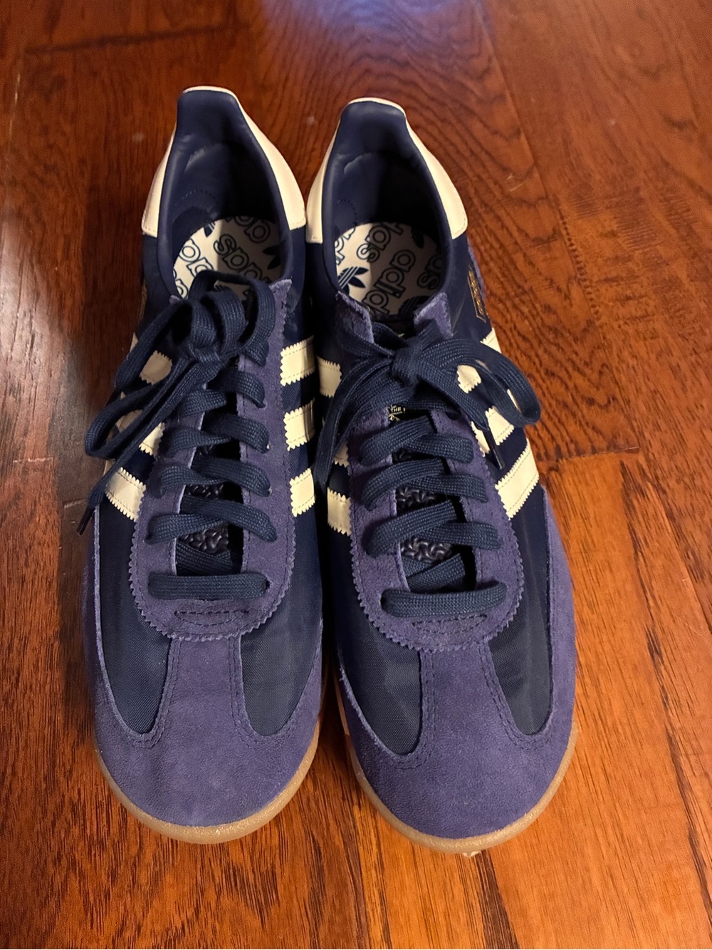 Like new adidas SL72